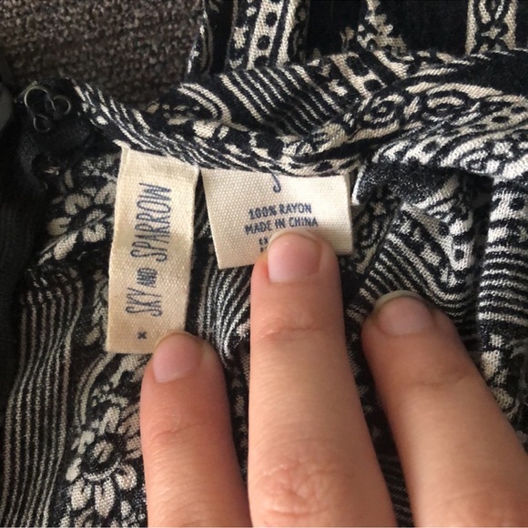 Sky & Sparrow Floral Vertical Pattern Boho Festival Jumpsuit Playsuit - Picture 4 of 4